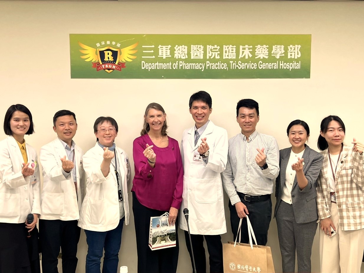 Visit to Tri-Service General Hospital