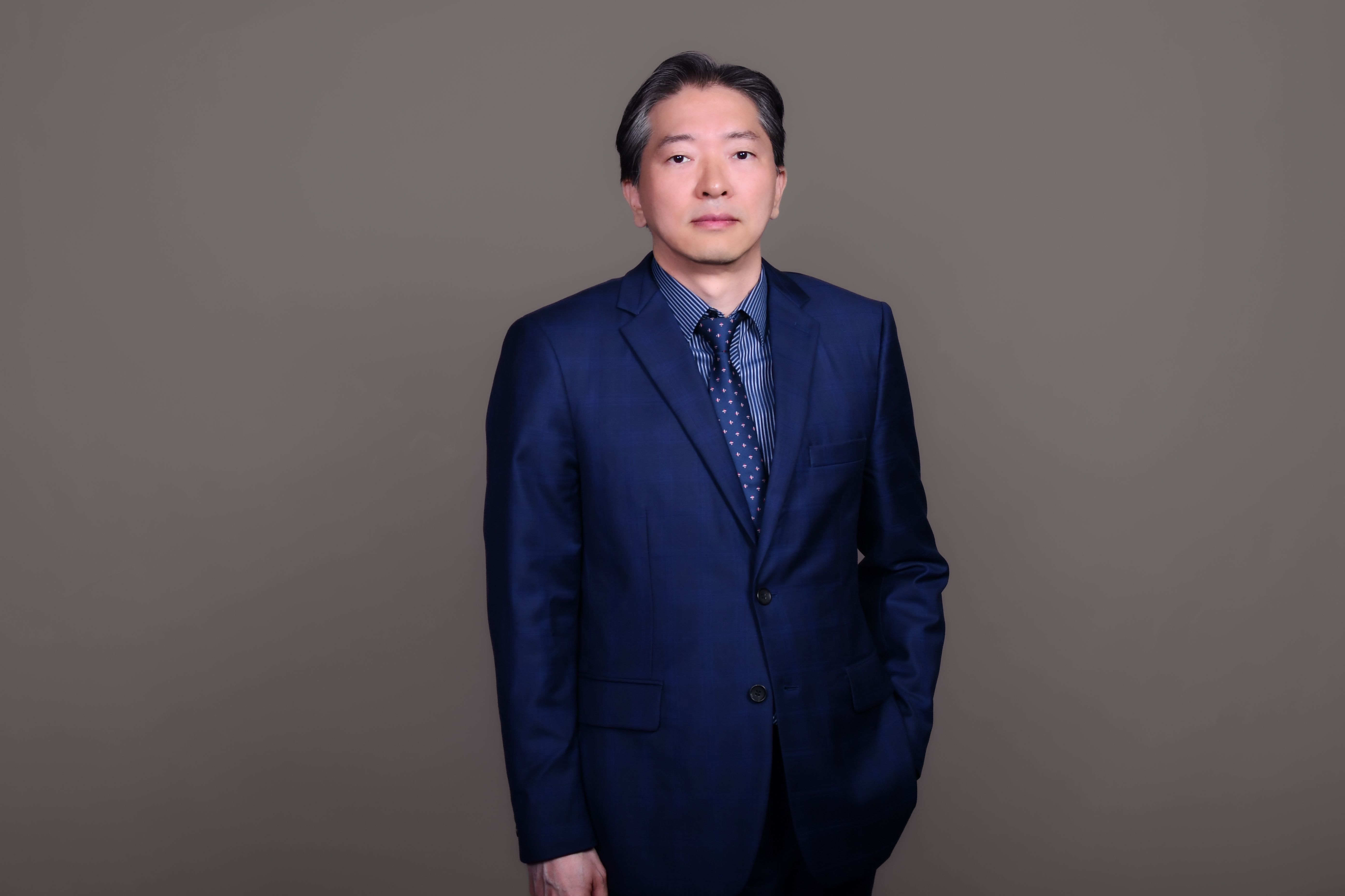 黃翰斌 Chair