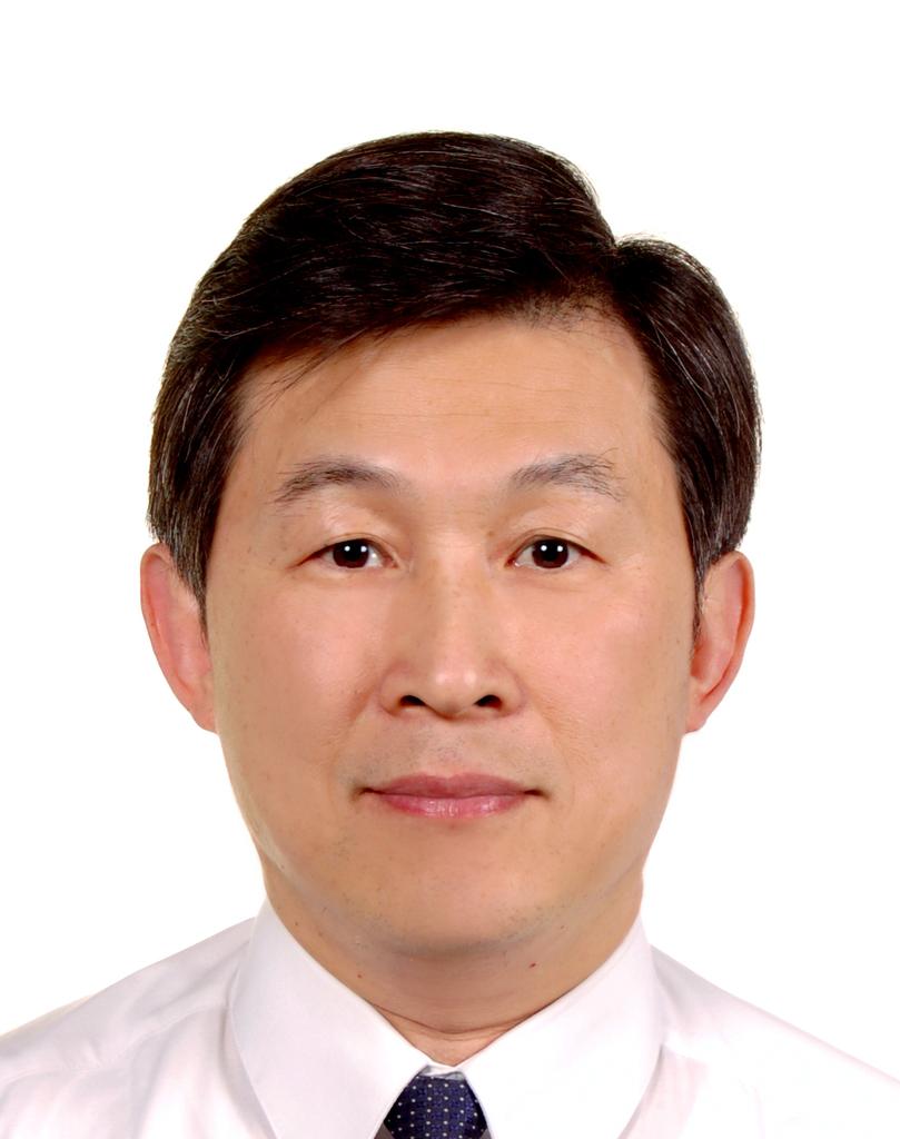 黃旭山 教授