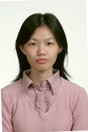 余彥慧 Administrative Assistant