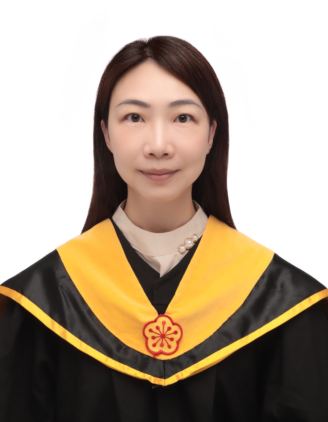 謝靜宜 Administrative Assistant